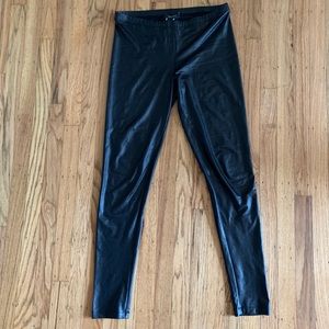 Shiny Black Leggings